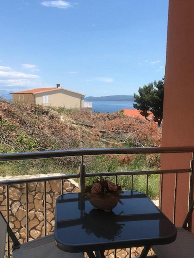 Family Friendly Apartments With A Swimming Pool Stanici, Omis - 18676 外观 照片